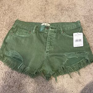 Free People Loving Good Vibrations Cutoffs - NWT